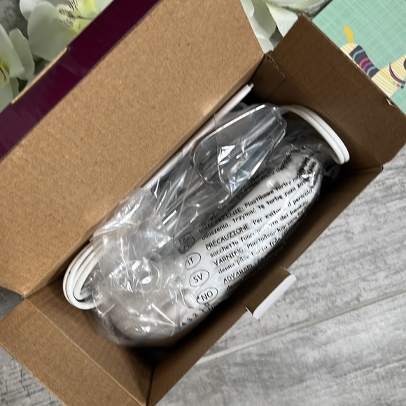 *New* Continental 5 Speed & Turbo White Hand Mixer - Picture 4 of 4